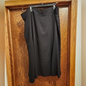 NWT Torrid midi black skirt